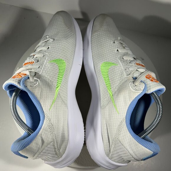 Nike Womens Size 12 Running Shoes White Flex Experience RN Sneakers Gym Walking - Picture 8 of 13
